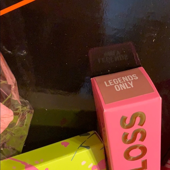 Jeffree Star Bundle - Picture 2 of 4